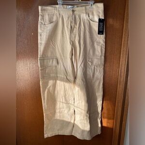 Beige wide leg cargo LG